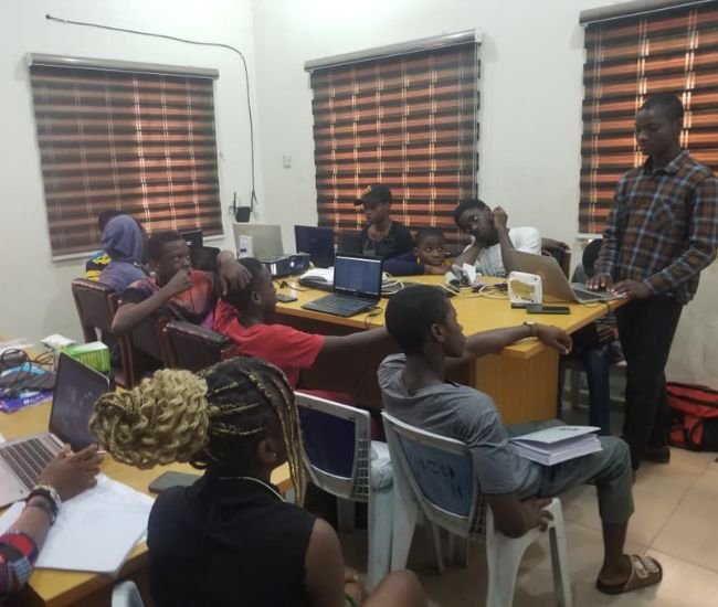 LoisBasil AI Literacy