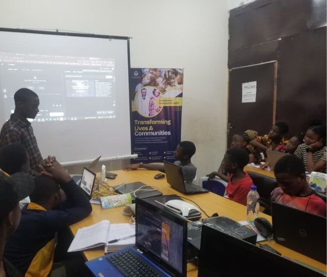 LoisBasil AI Literacy