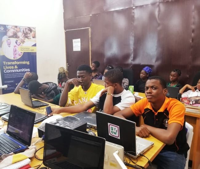 LoisBasil AI Literacy